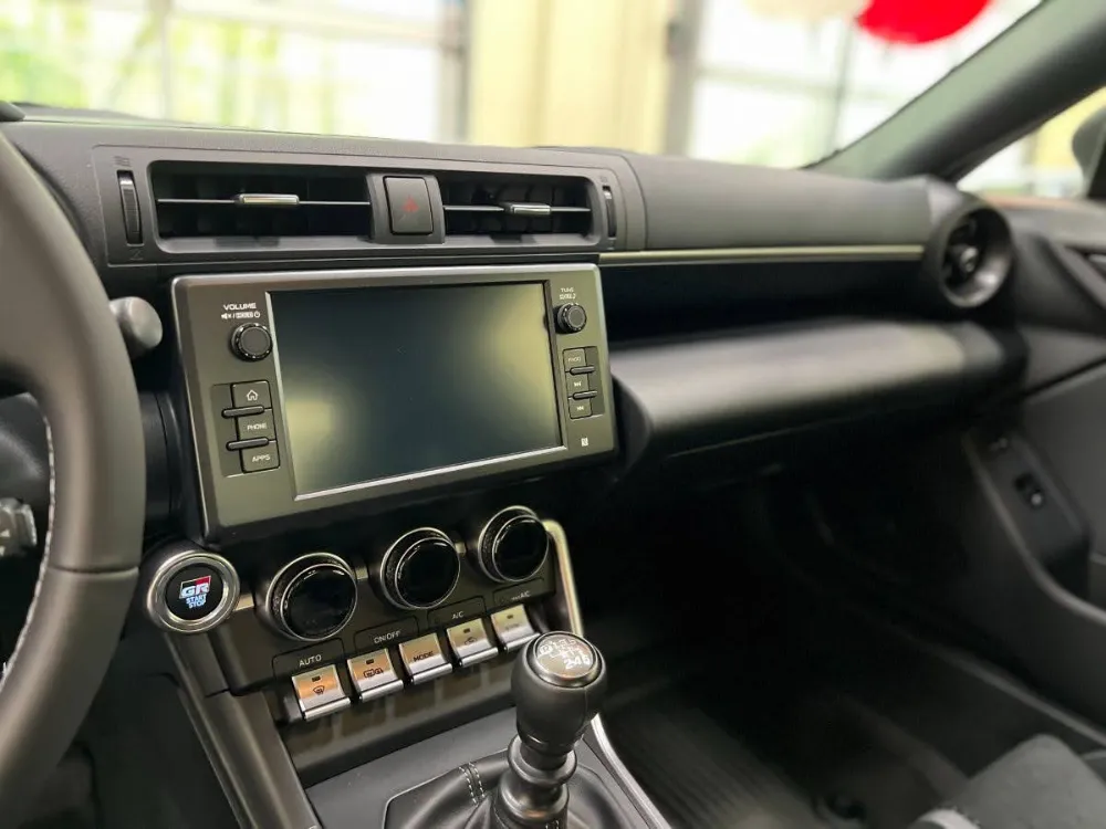 2022 Toyota GR86 Premium Manual in Halo White 11